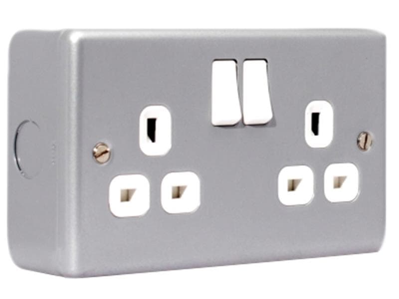 Masterplug MC522-01 Metal Clad Switched Socket 2-Gang 13A