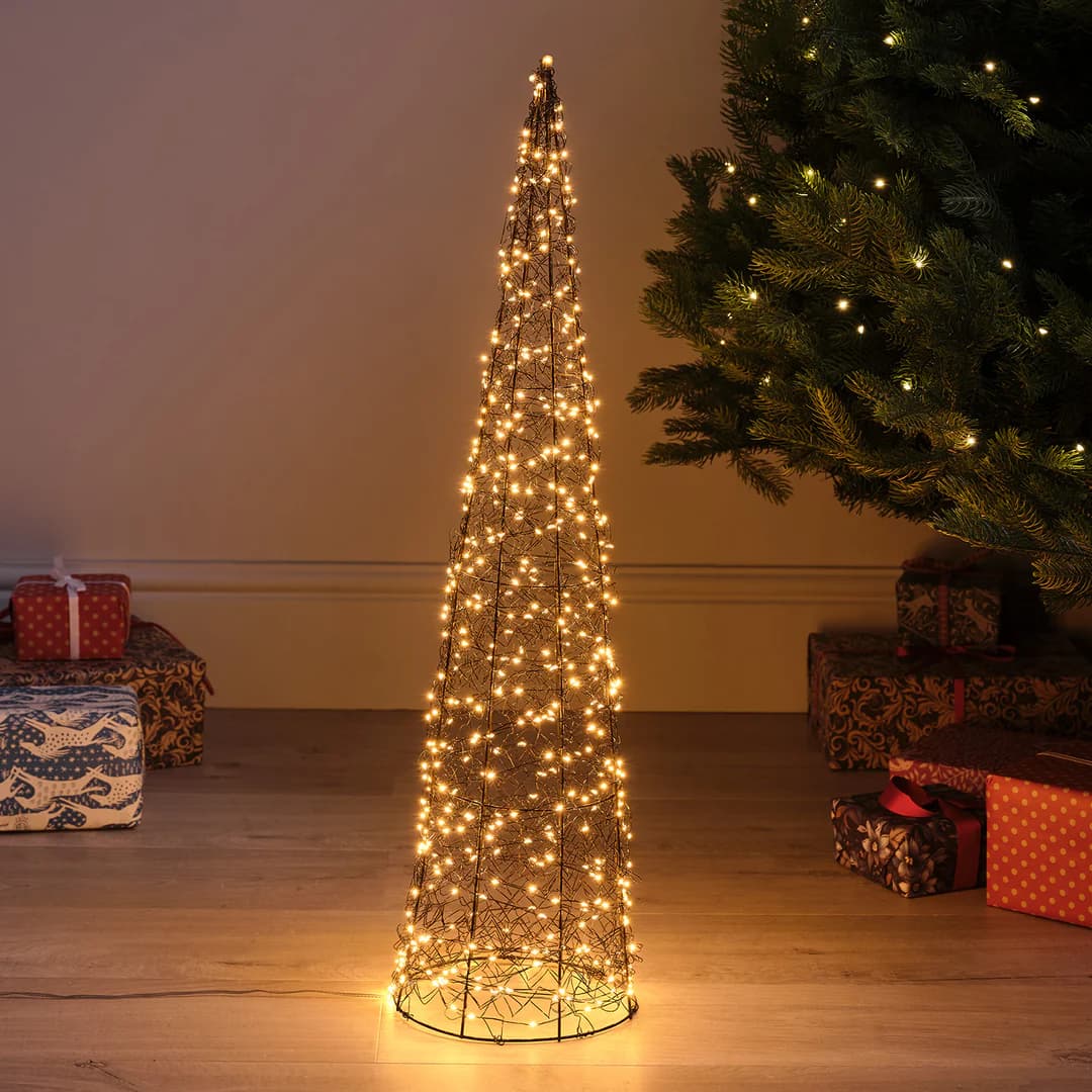 Metal Cone Led Outdoor Light – Black