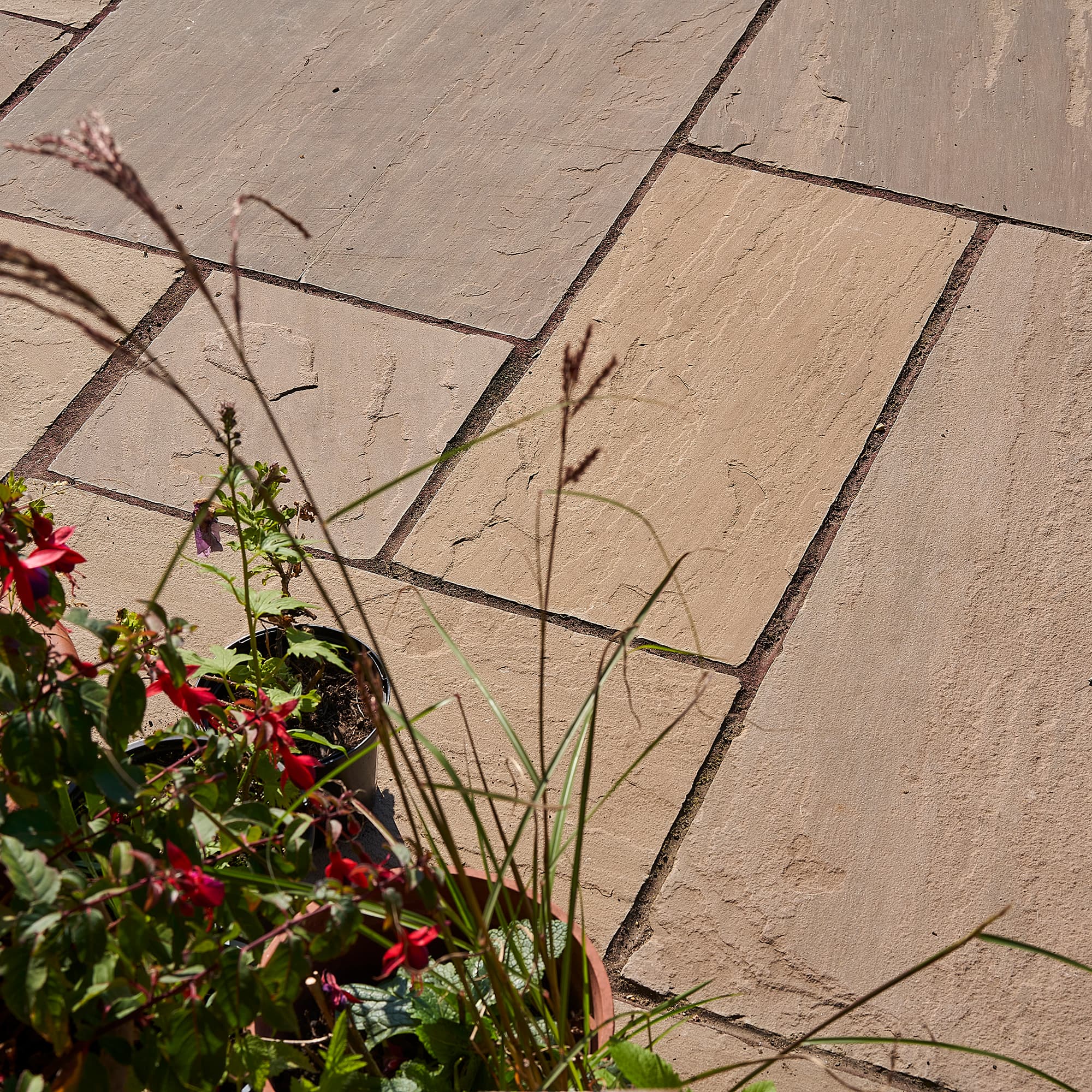 Global Stone Raj Blend Gardenstone Calibrated Sandstone Paving, 600x600x18mm