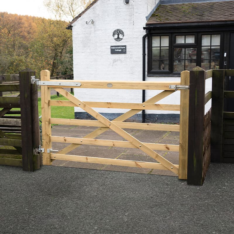 Forest 6' x 4' Croft Prestige Gate (1.83m x 1.22m)