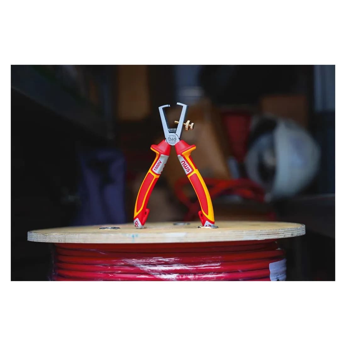 Nws Vde Wire Stripping Pliers