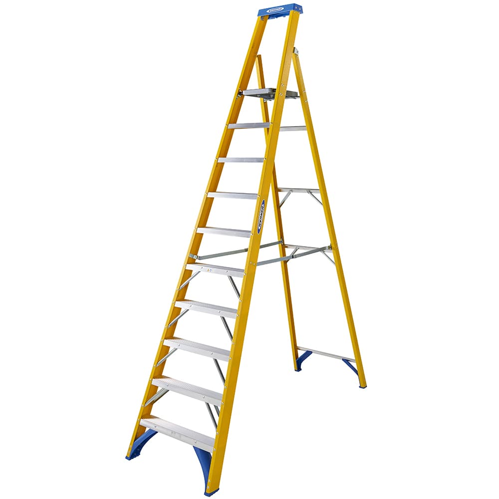 Werner 7171018 Fibreglass Platform Stepladder Trade 10 Tread