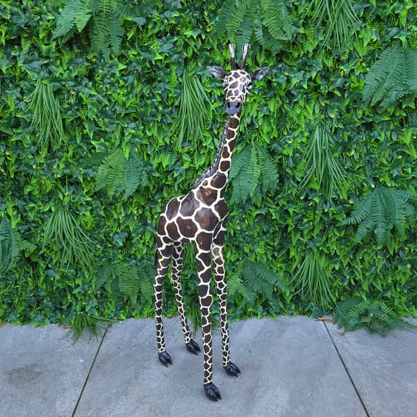 3ft Giraffe – Painted