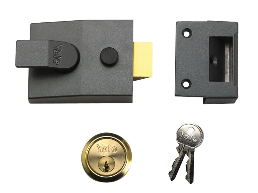 Yale Locks 89 Deadlock Nightlatch 60mm Backset DMG Finish Box 6.30089E+11