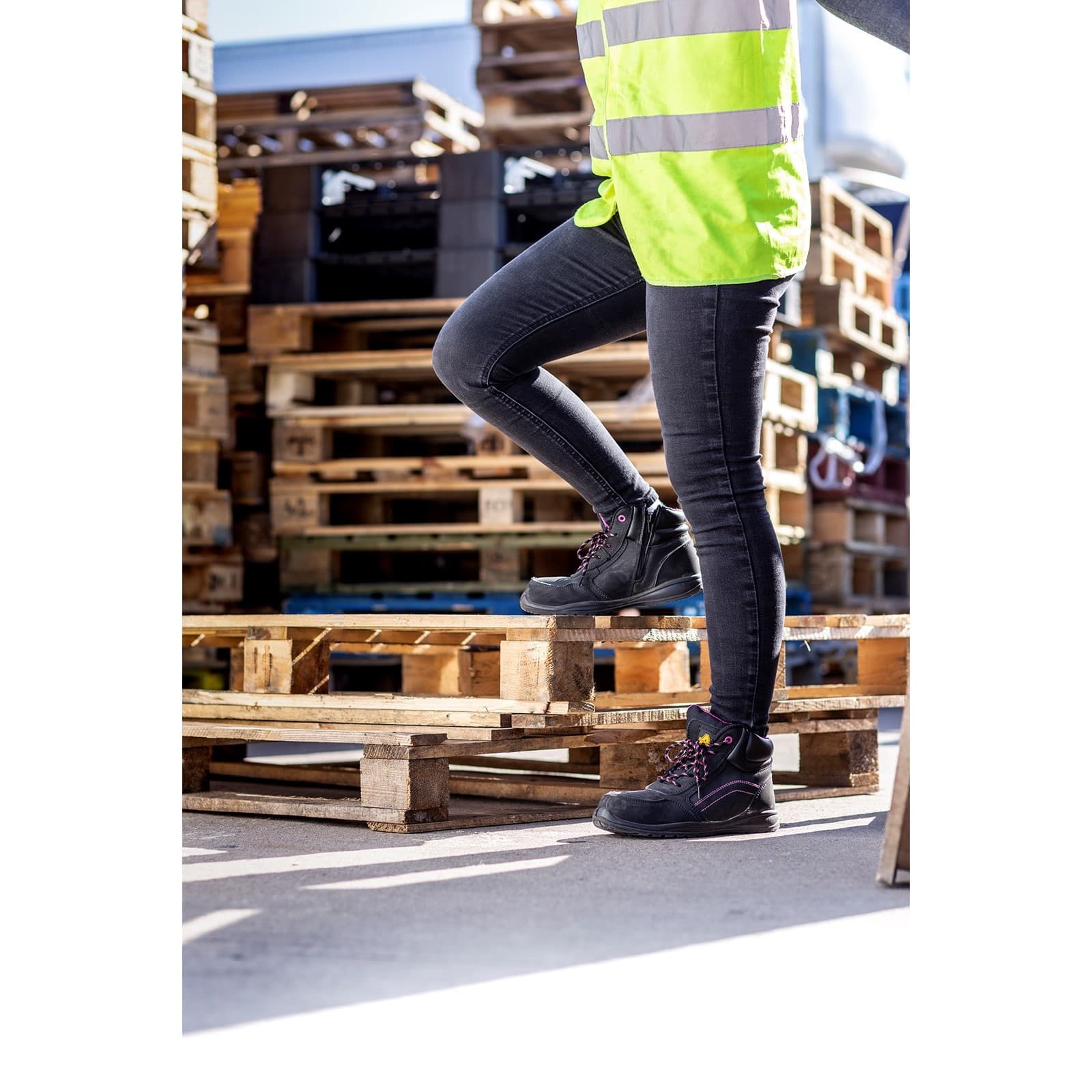 Amblers Safety As601 Lydia Composite Safety Boot With Side Zip Size 6.5 25512-42433-07