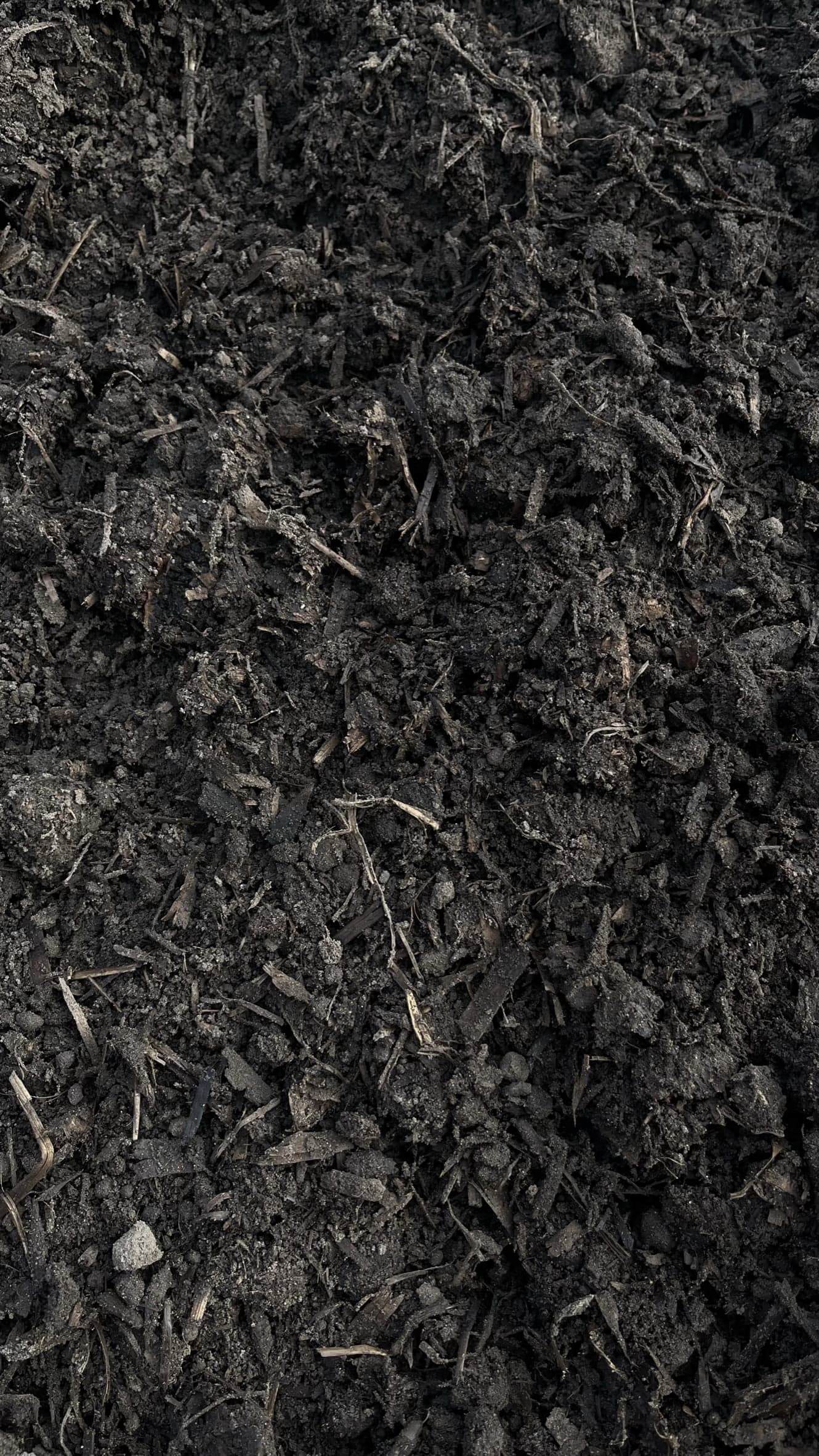 Topsoil & Conditioning Compost Blend