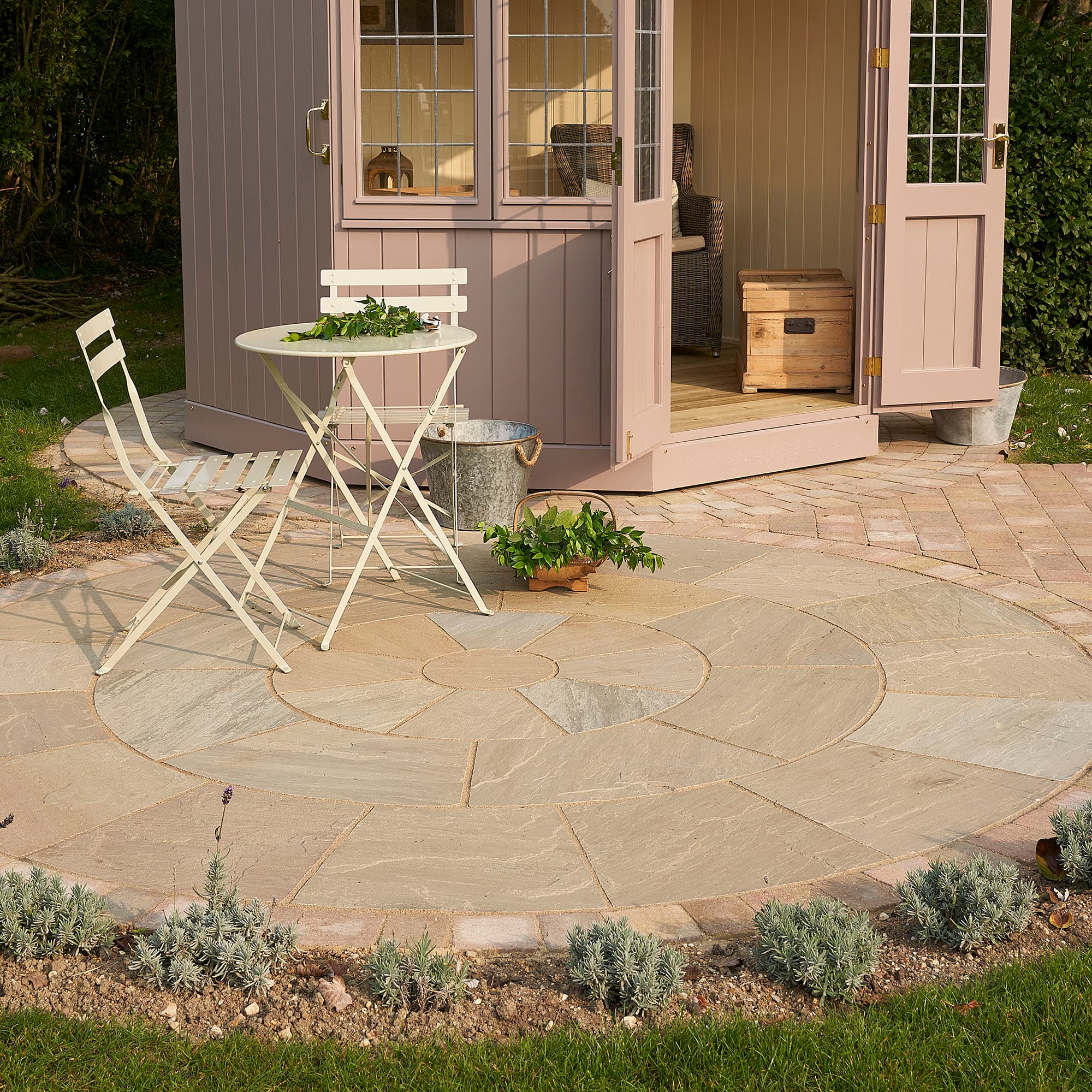 Global Stone Premium Sandstone 3.6m Circles York Green