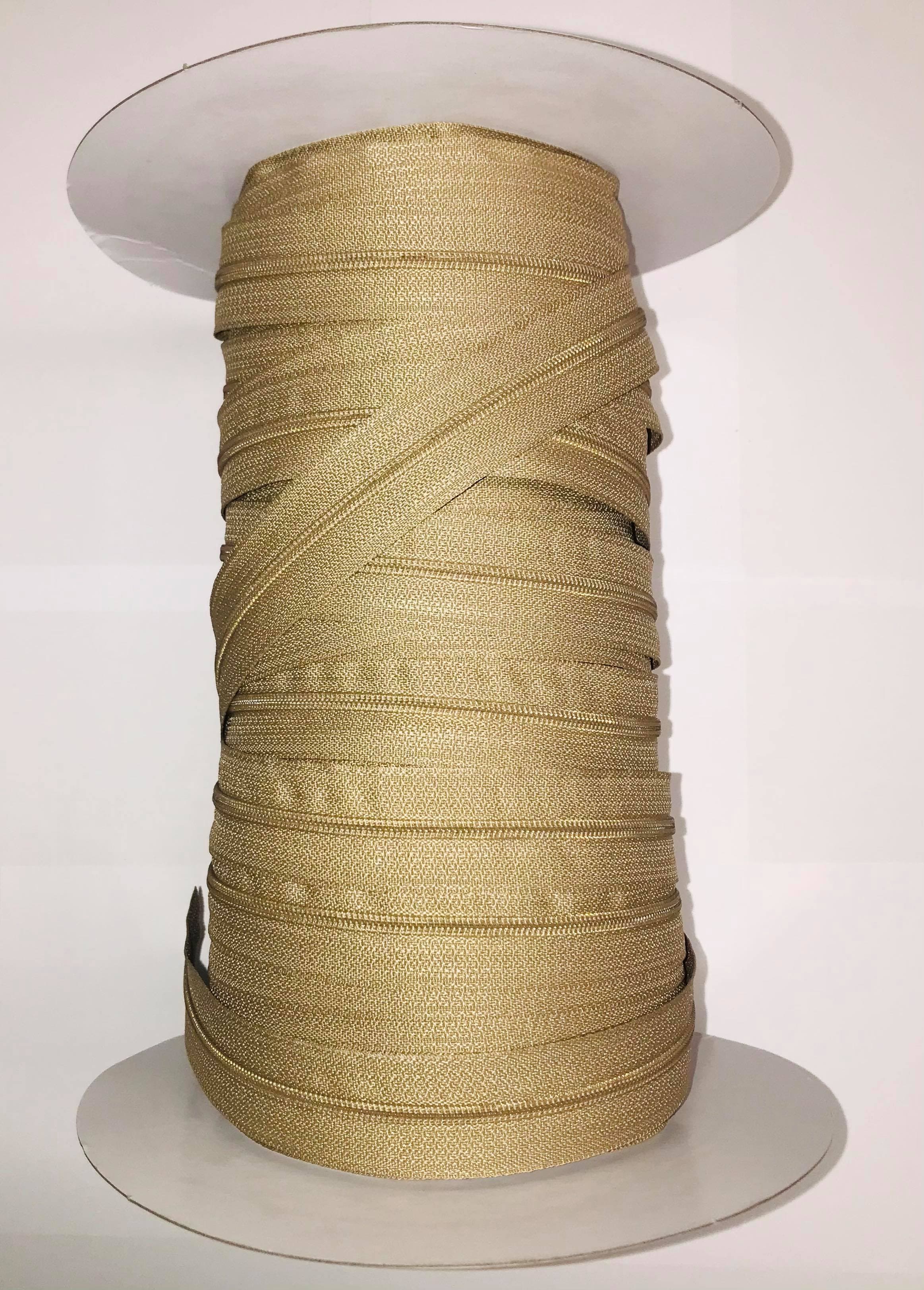 No.5 Continuous Upholstery Chain Zipping - Beige