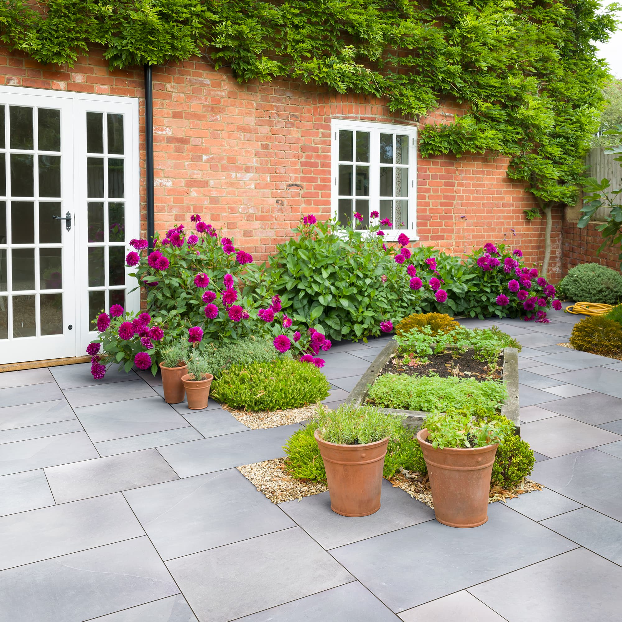 Global Stone Natural Slate Stone Paving Project Pack Silver Green 15.30m2