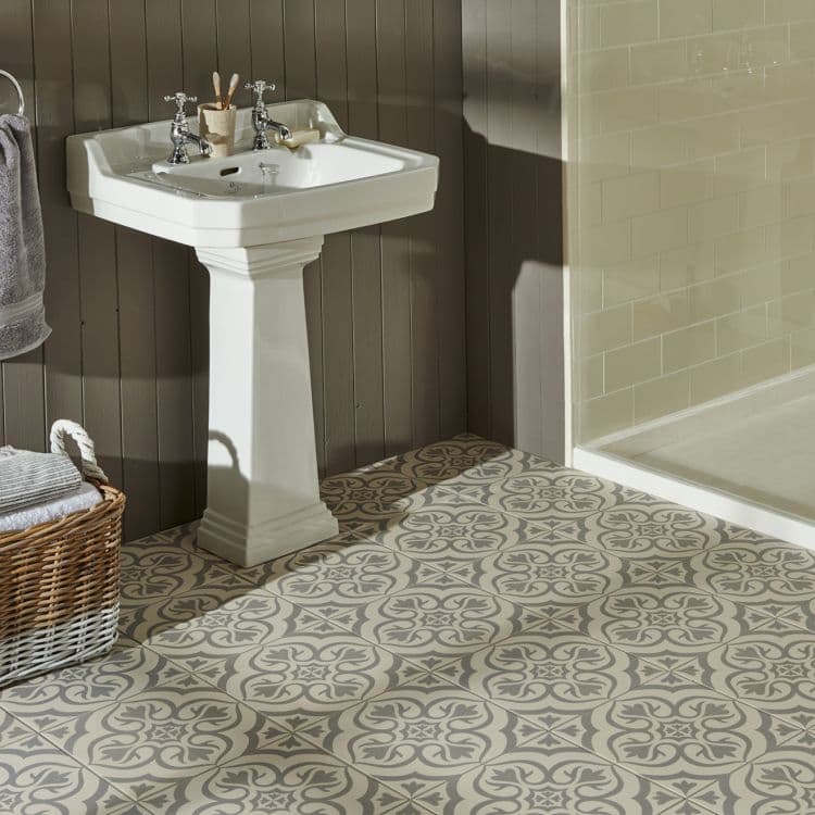 Original Style Odyssey Grande Knightshayes Light Grey on Chalk Tile 30x30cm