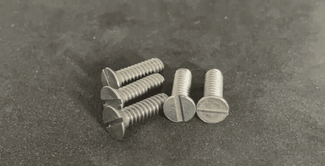 3/16BSW Slot Countersunk Machine Screw Zinc