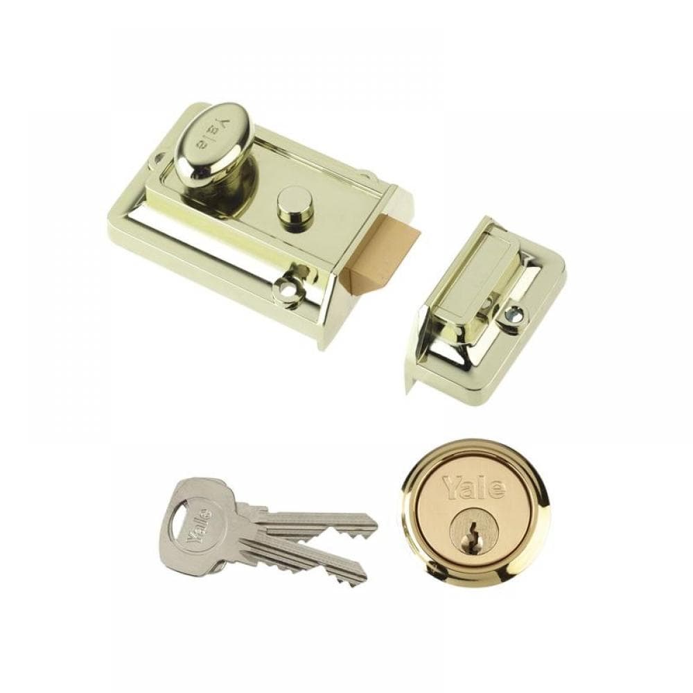 Yale Locks 630077101542 P77 Traditional Nightlatch 60Mm Backset Brasslux Finish Box