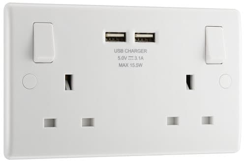 Wh Nx 13A Sp 13A 2G Sw Skt +2Xusb (3.1A) 822U3-01