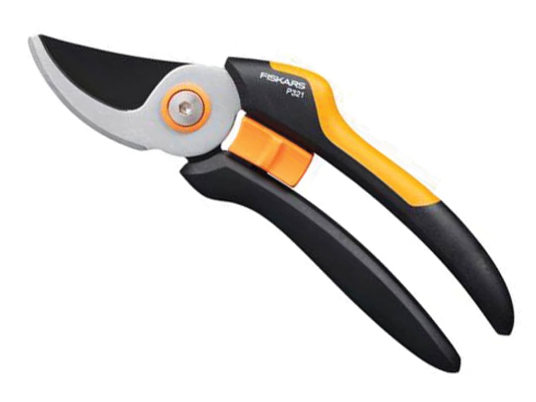 Fiskars P321 Solid™ Bypass Pruner 1057162