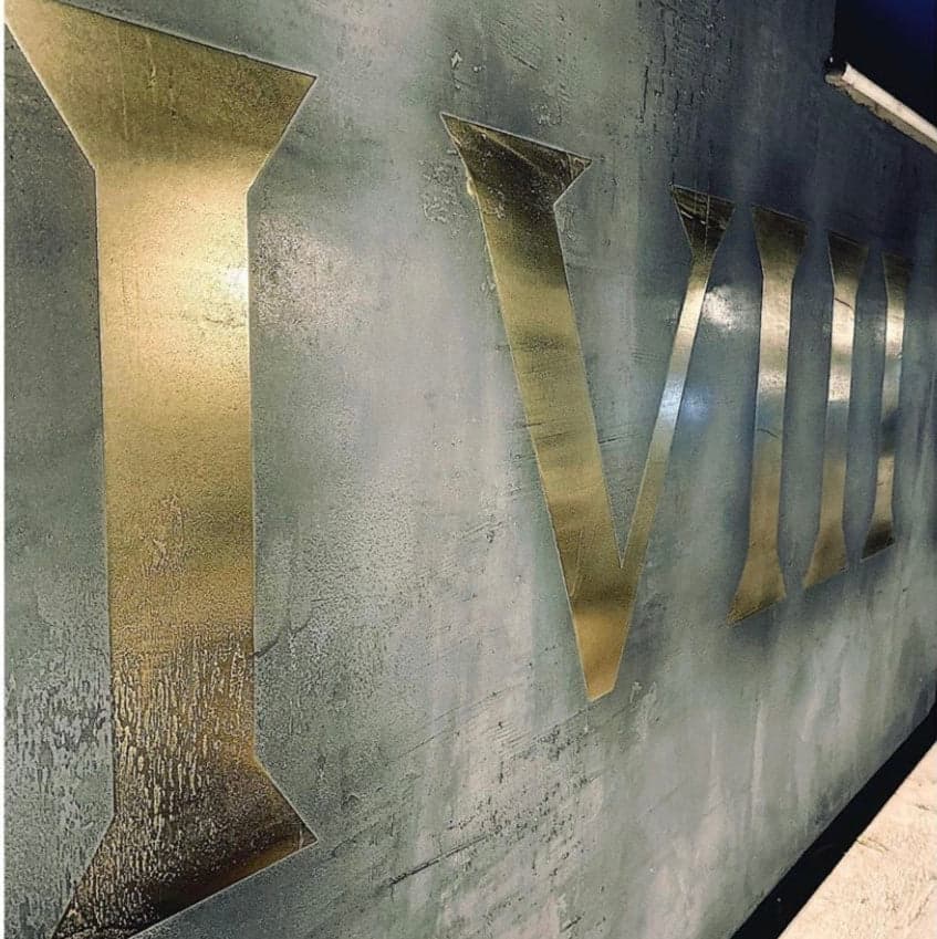 Bi Plasma 3D Metal Base