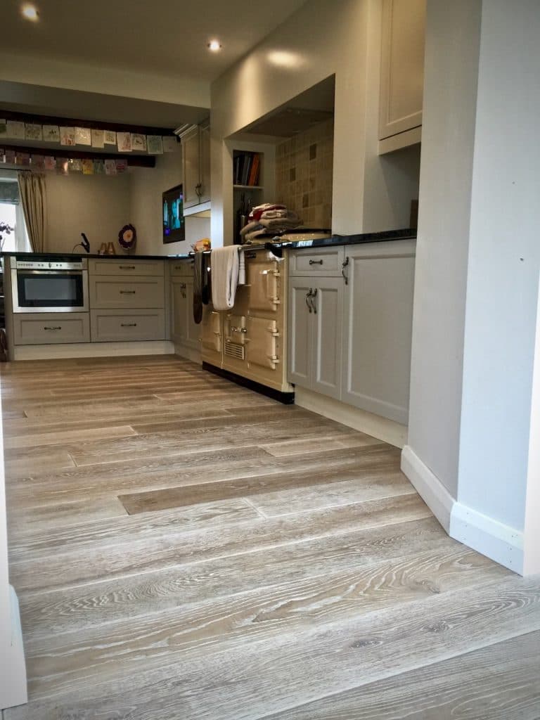 Sample of Manor House White