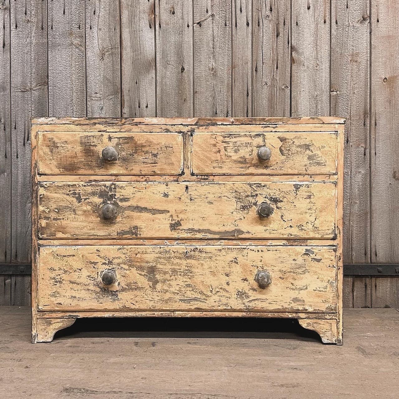 Pine Chest of Drawers