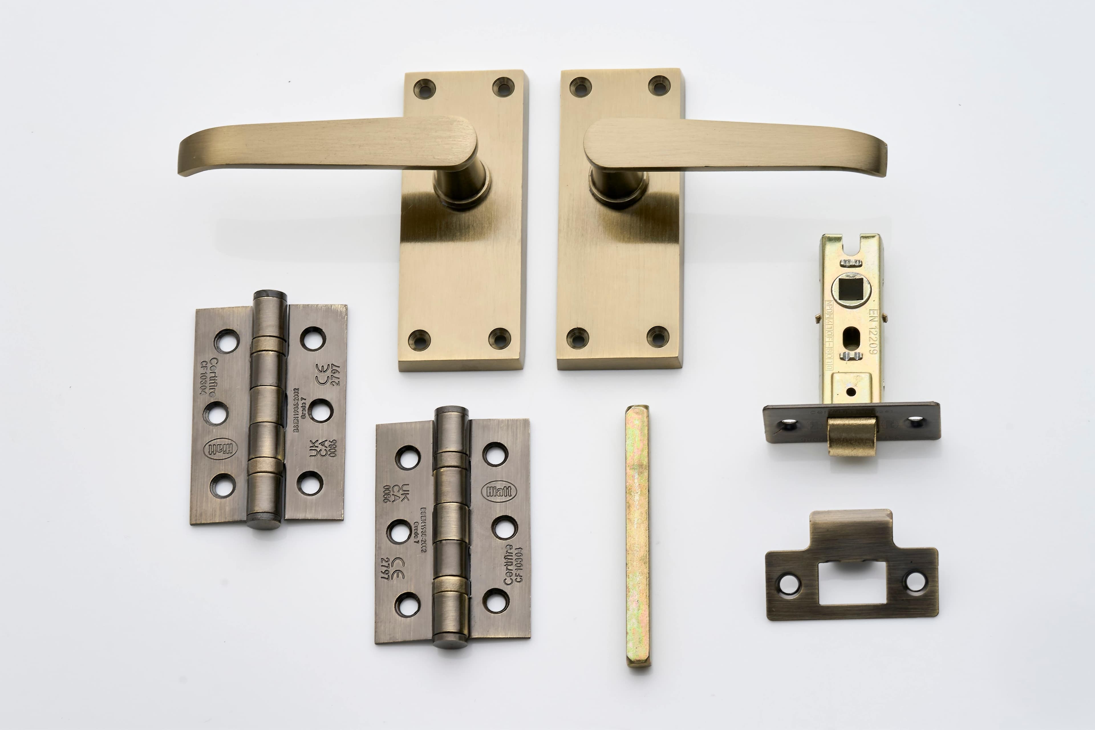 Victorian Straight Lever Short Door Handle - Antique Brass - Complete Door Pack - Internal - Designer Levers