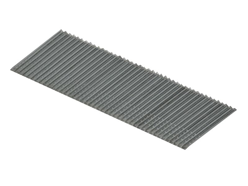 Bostitch FN1520 15 Gauge Angled Galvanised Finish Nails 32Mm (Pack 3655)