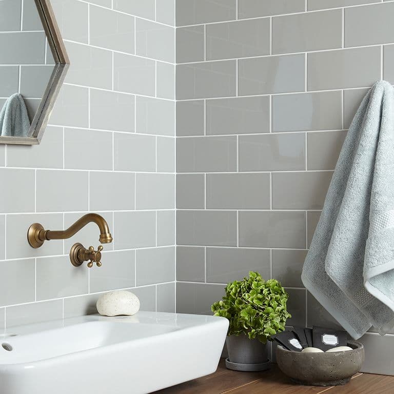 Flat Gloss Light Grey Ceramic Wall Tile 10x20cm
