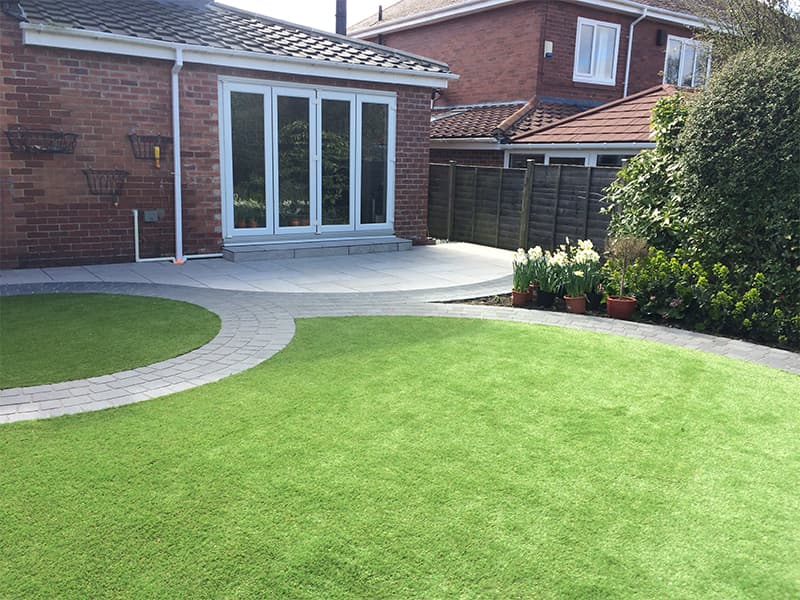 Luxigraze 30 Premium Artificial Grass Full Roll Only